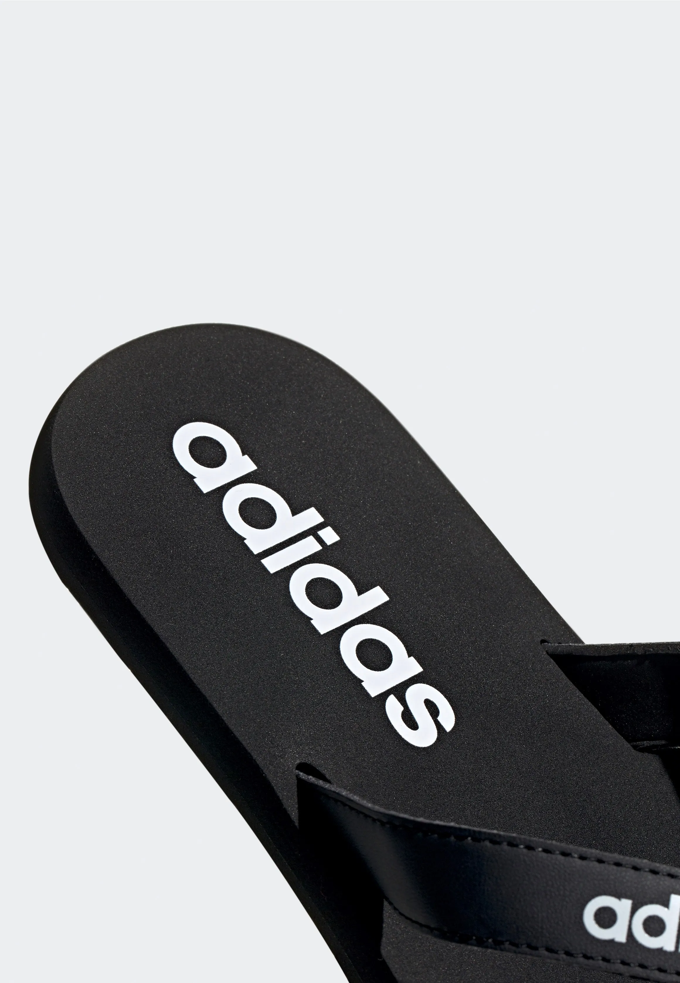 Adidas - Eezay Flip Flop Cblack/Ftwwht/Cblack - Slides