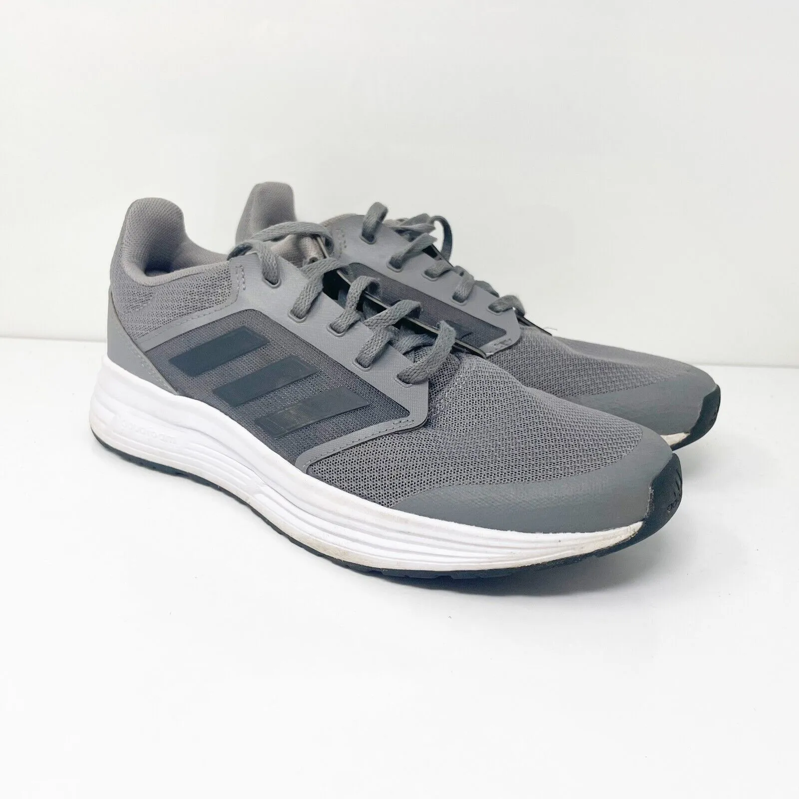 Adidas Mens Galaxy 5 GW0764 Gray Running Shoes Sneakers Size 8