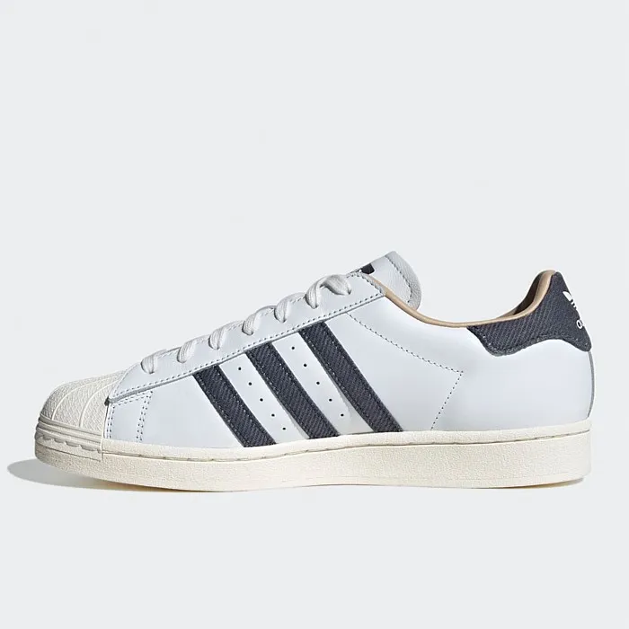 Adidas Originals | Sneakers | Stirling Sports