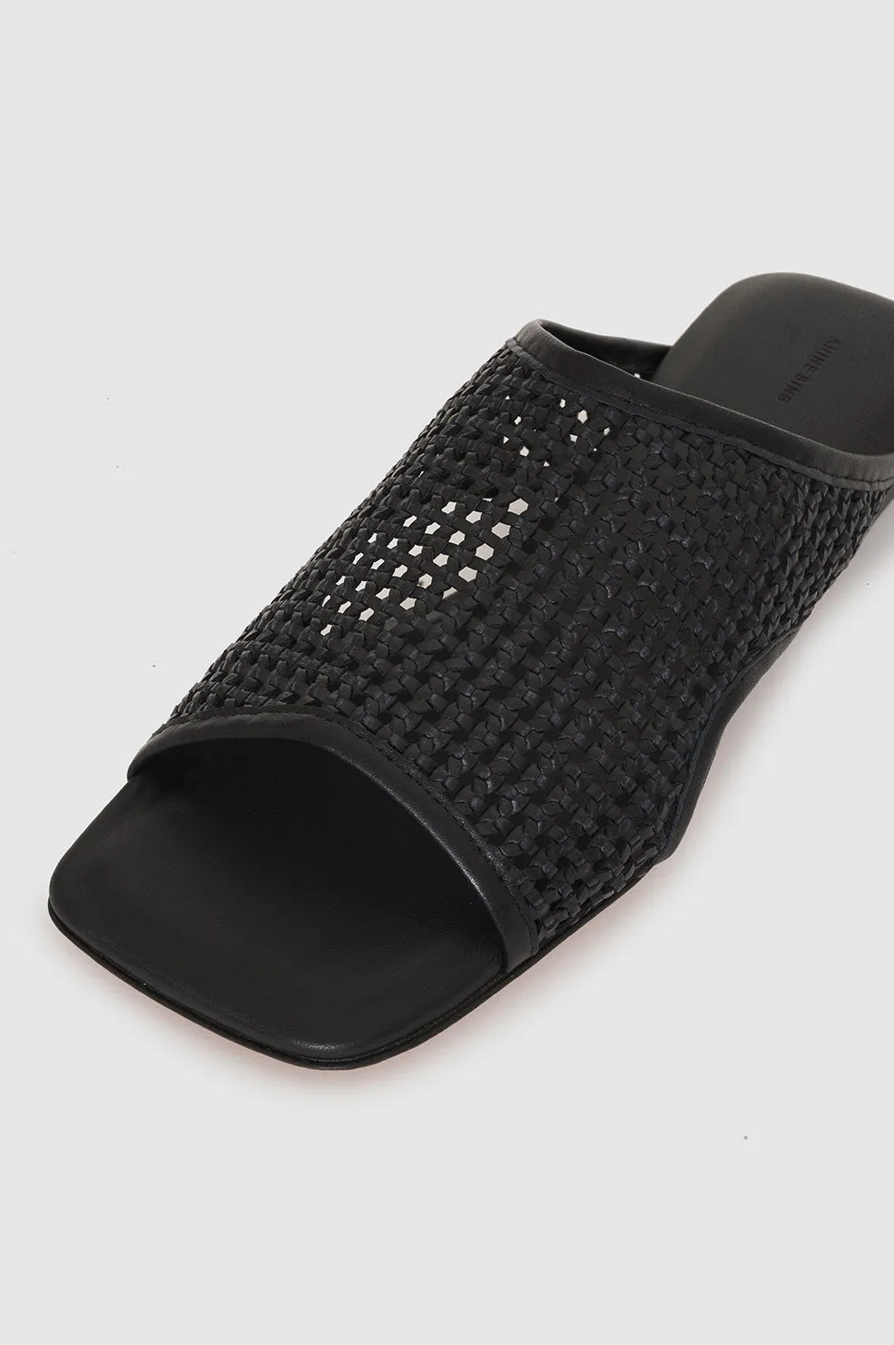  Anine Bing      Hoxton Slides - Black 