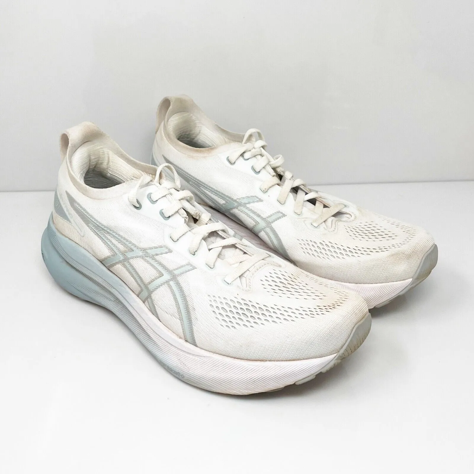 Asics Womens Gel Kayano 31 1012B794 White Running Shoes Sneakers Size 10