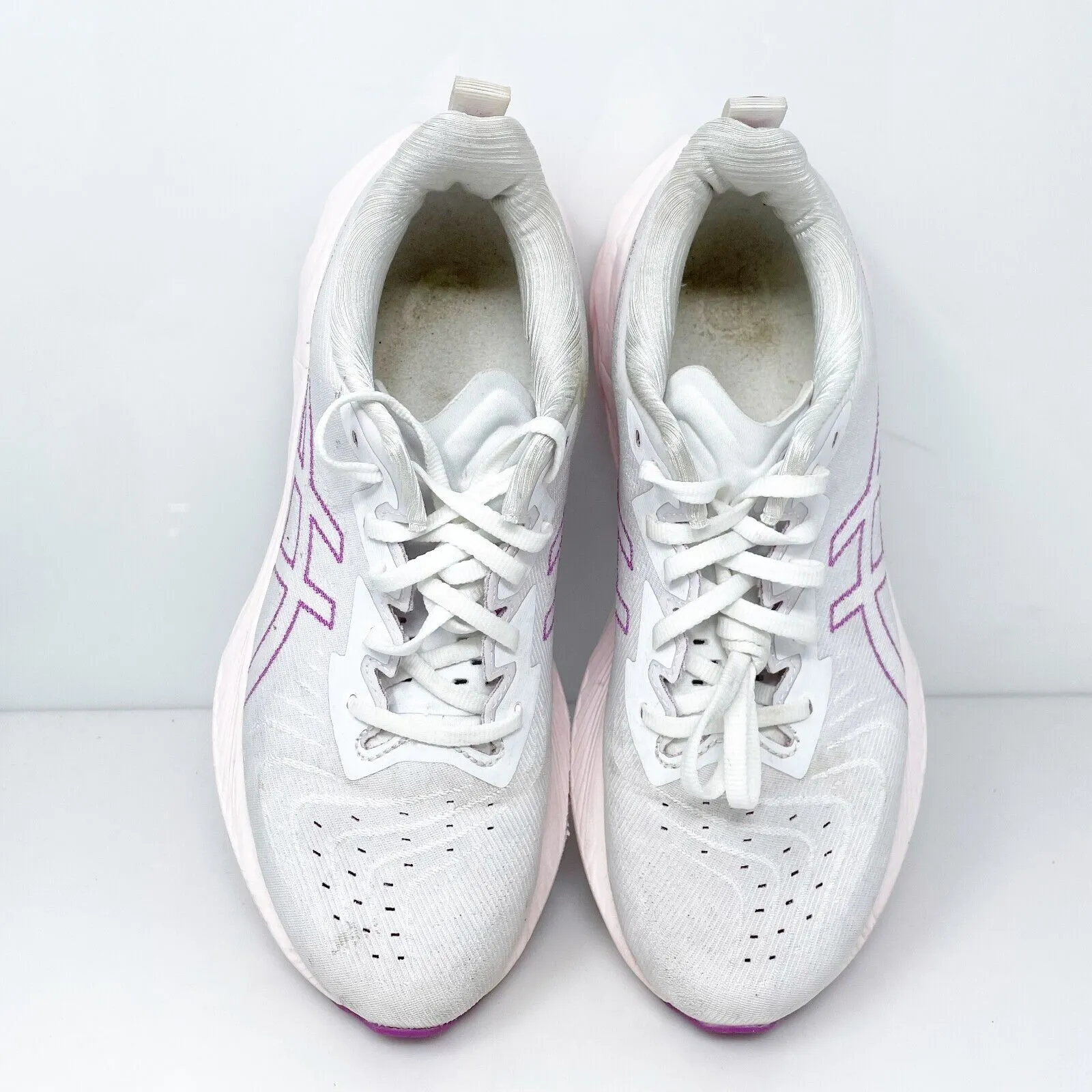 Asics Womens Novablast 4 1012B510 White Running Shoes Sneakers Size 8.5