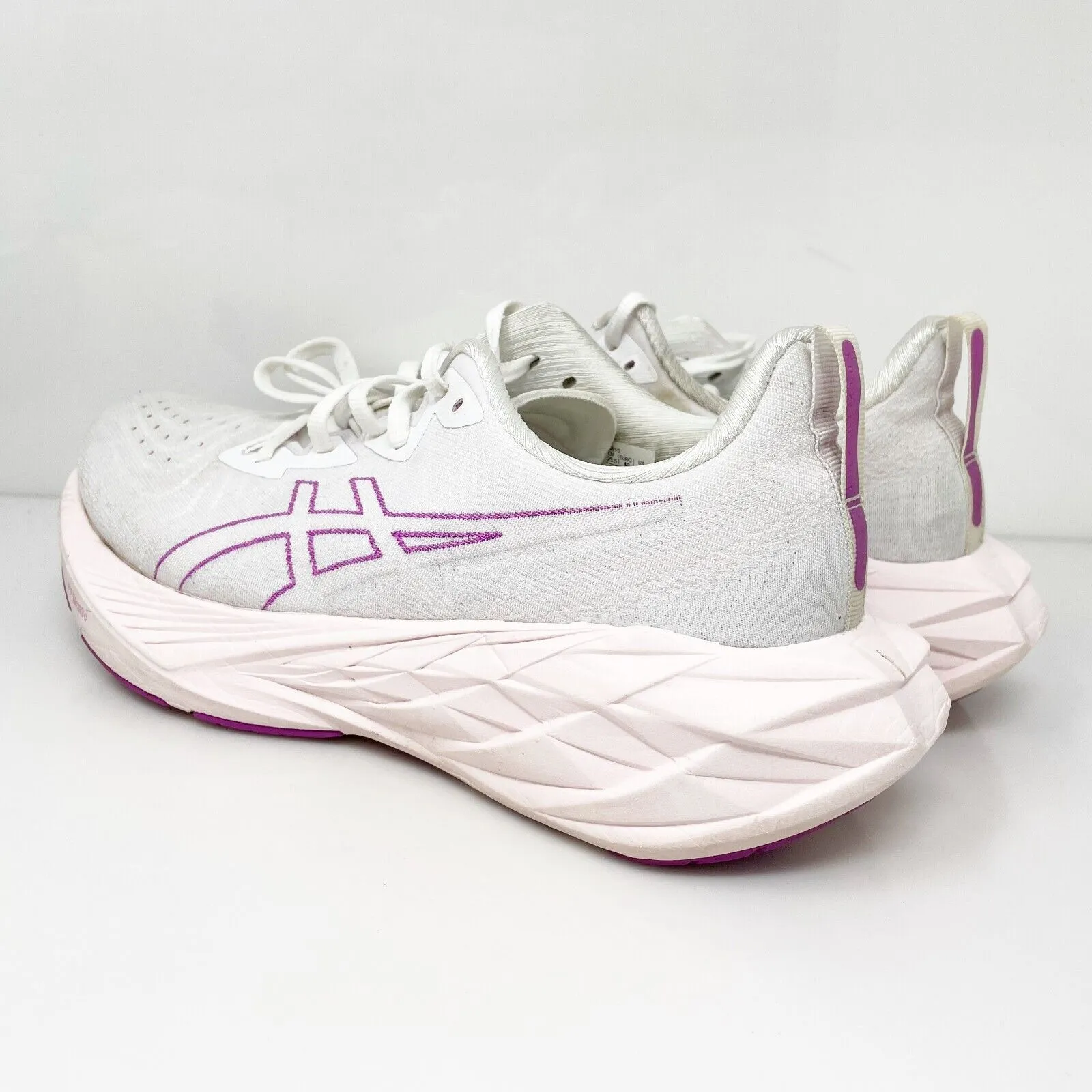 Asics Womens Novablast 4 1012B510 White Running Shoes Sneakers Size 8.5