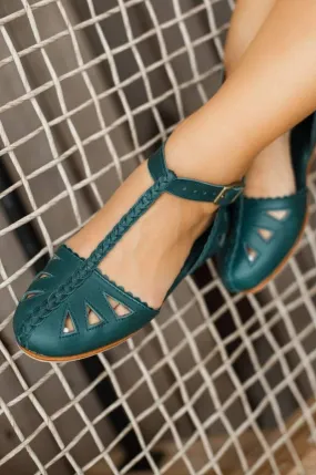 Emerald Leather T-strap Sandals - Bounty