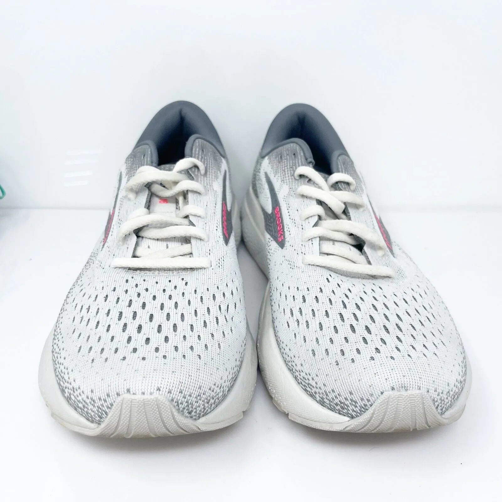 Brooks Womens Ghost 16 1204071B006 Gray Running Shoes Sneakers Size 9.5 B