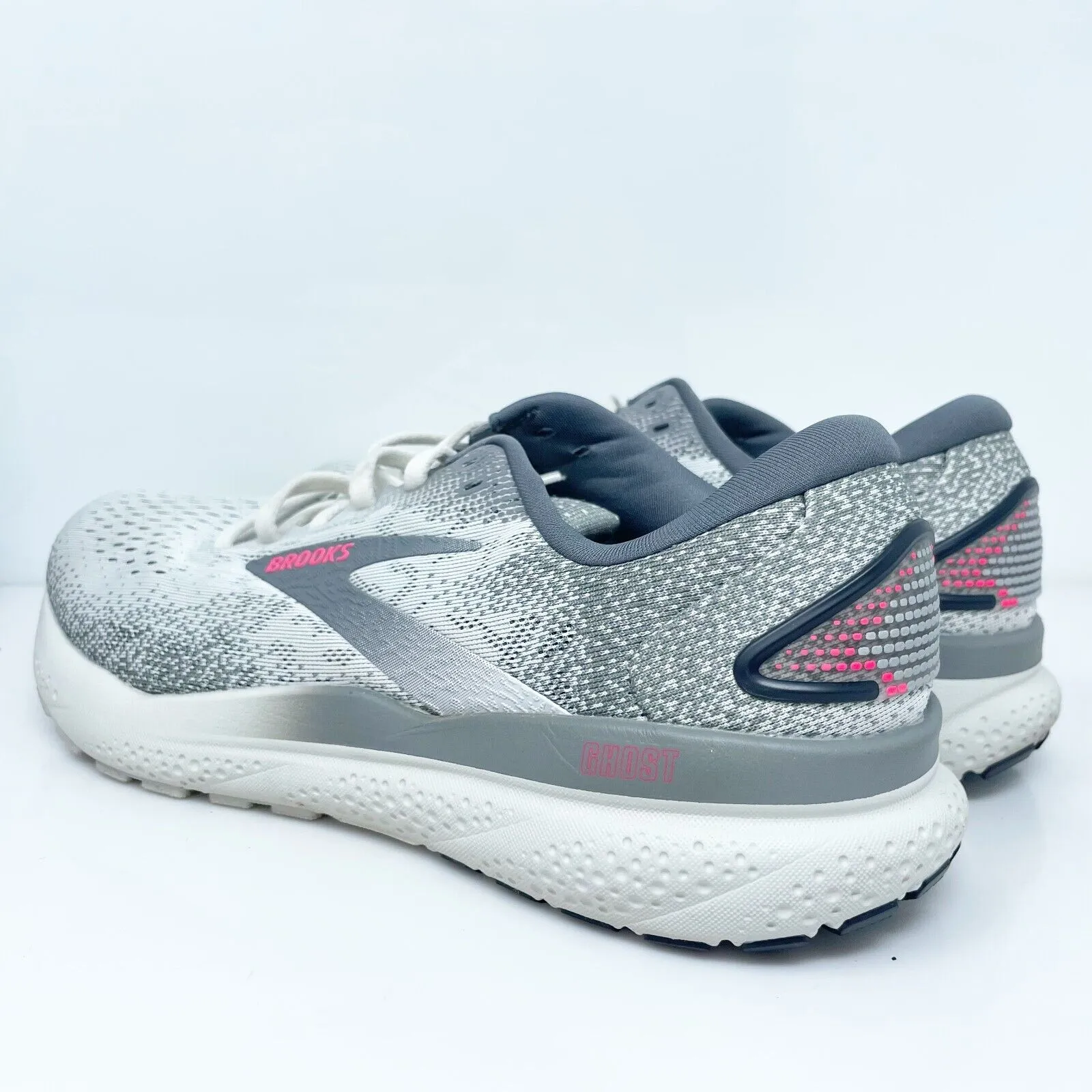 Brooks Womens Ghost 16 1204071B006 Gray Running Shoes Sneakers Size 9.5 B