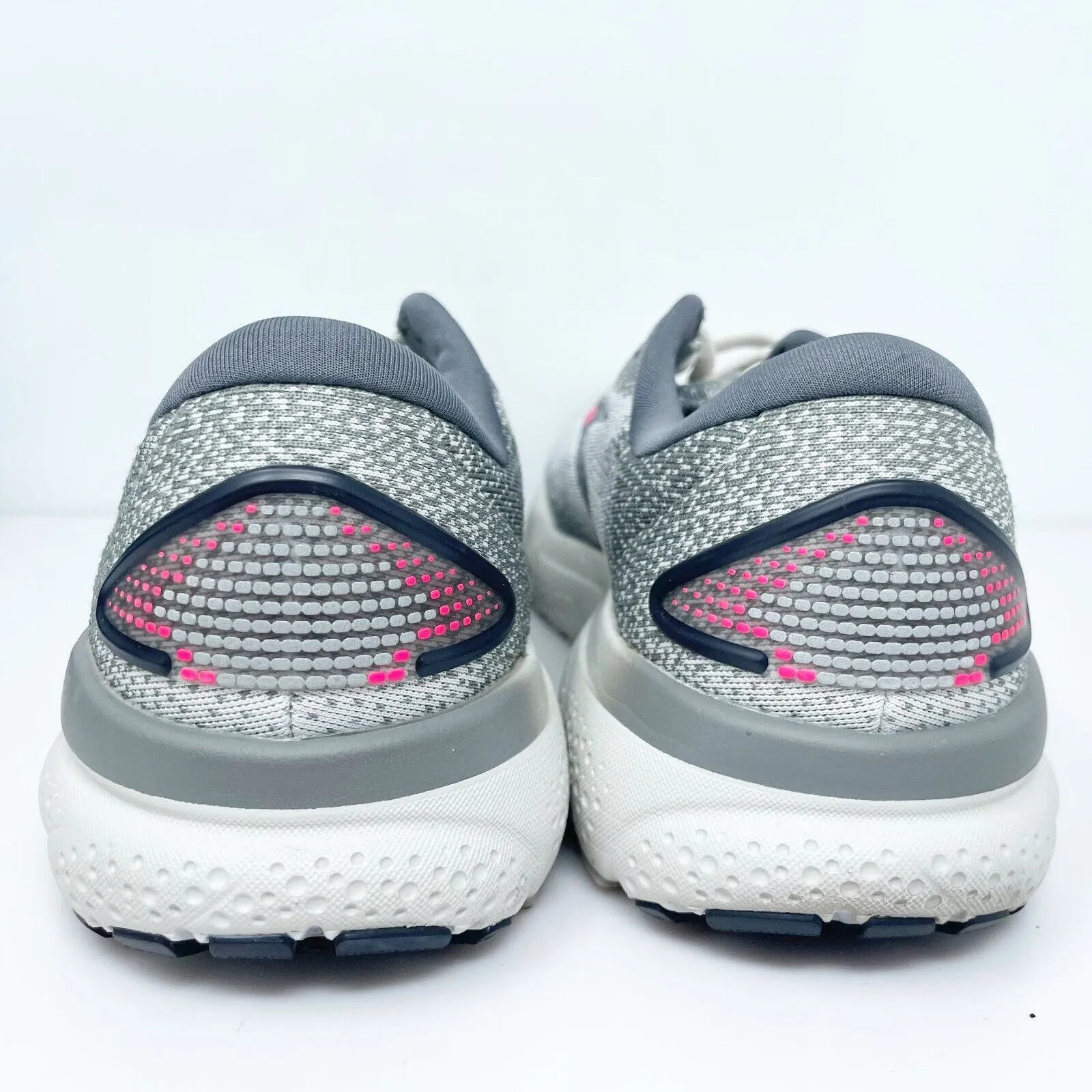 Brooks Womens Ghost 16 1204071B006 Gray Running Shoes Sneakers Size 9.5 B