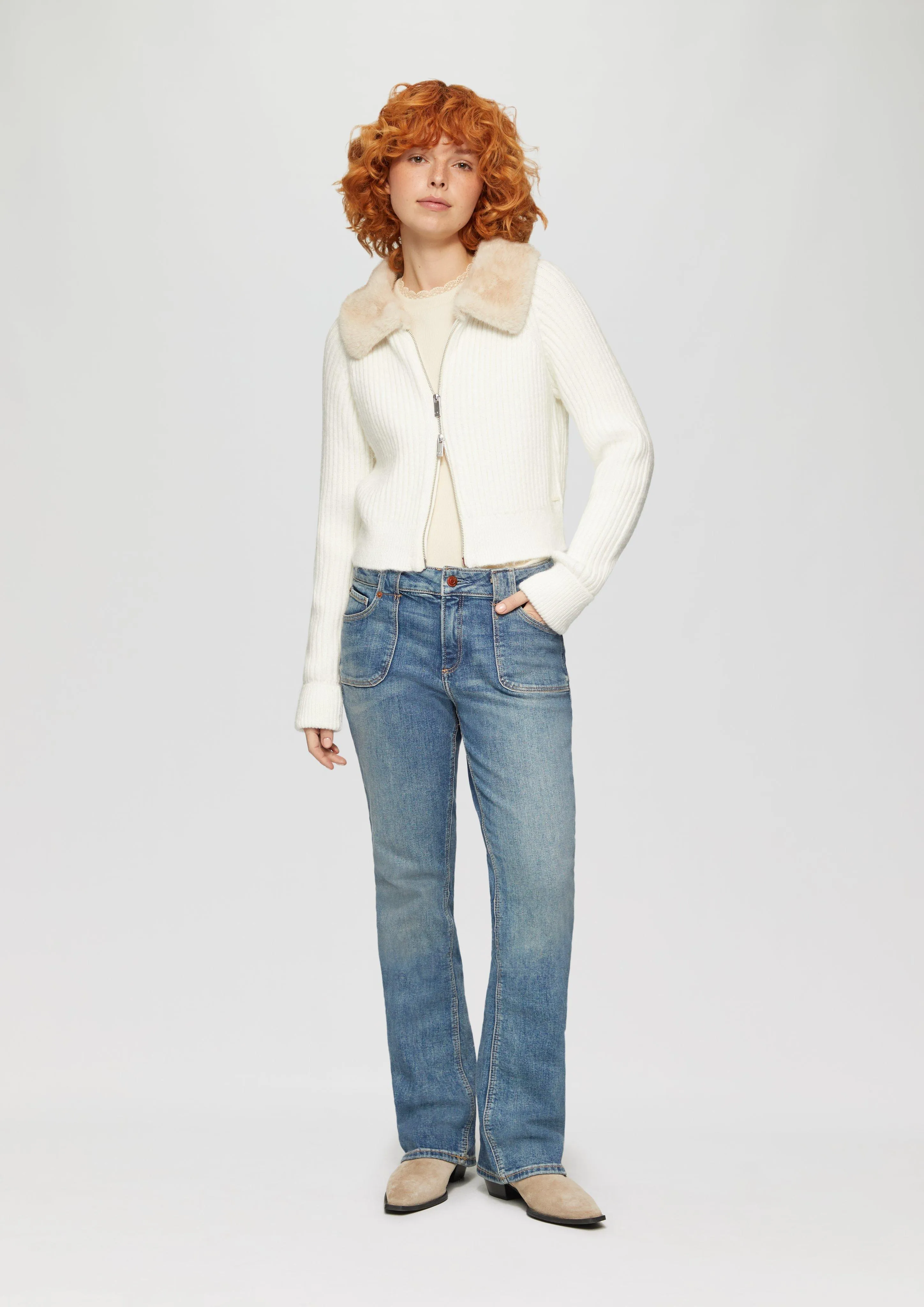 Catie jeans / slim fit / mid rise / bootcut leg / patch pockets