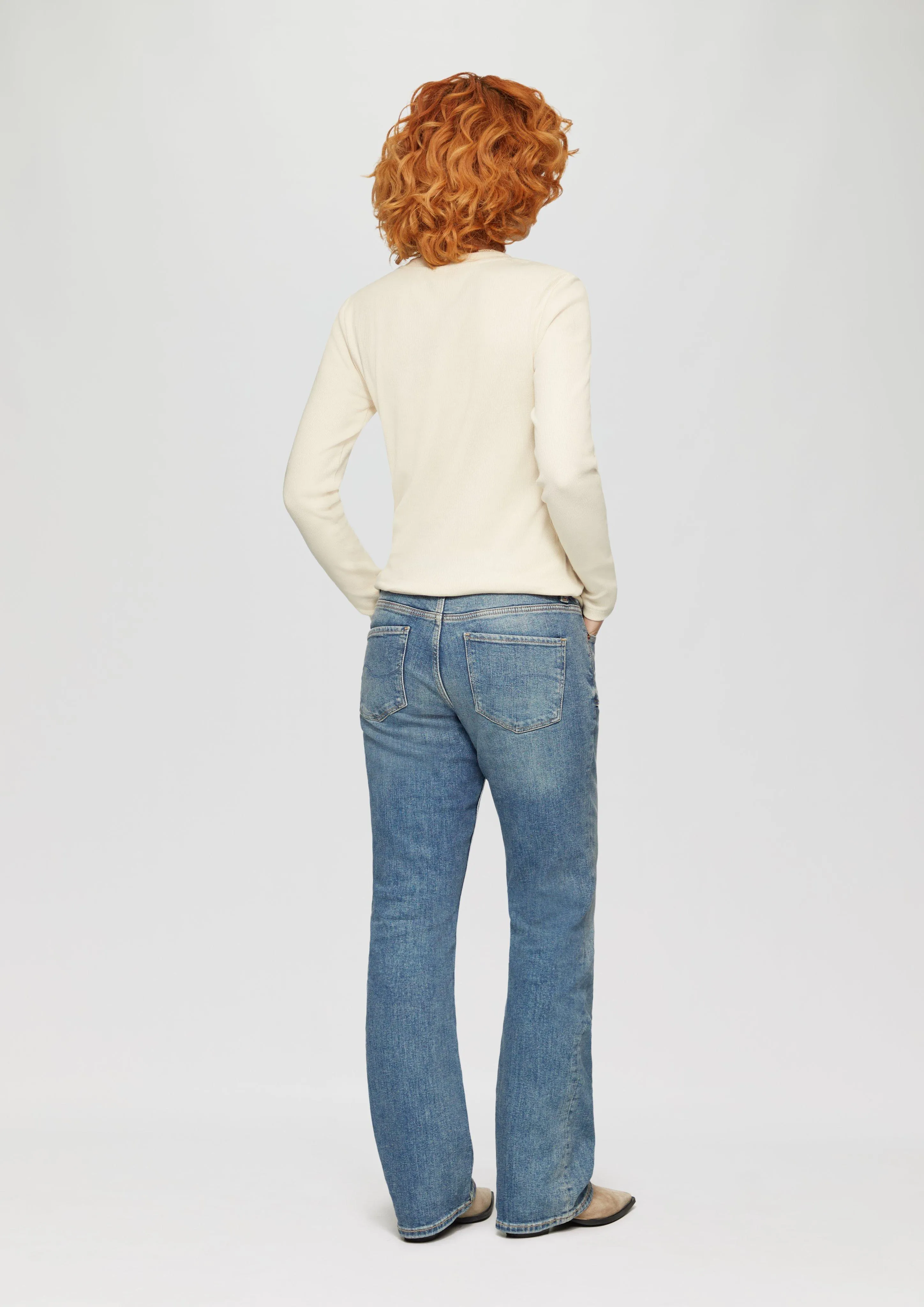 Catie jeans / slim fit / mid rise / bootcut leg / patch pockets