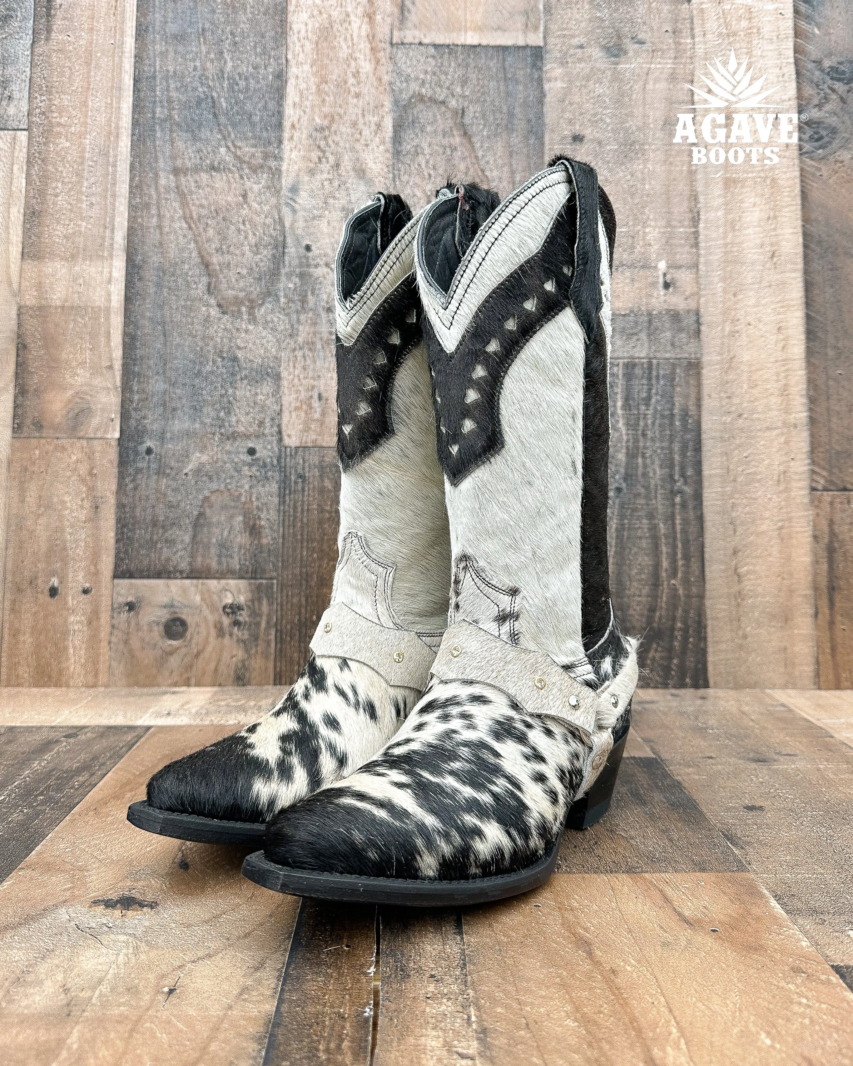 Women's Snip Toe Cowhide Boots.