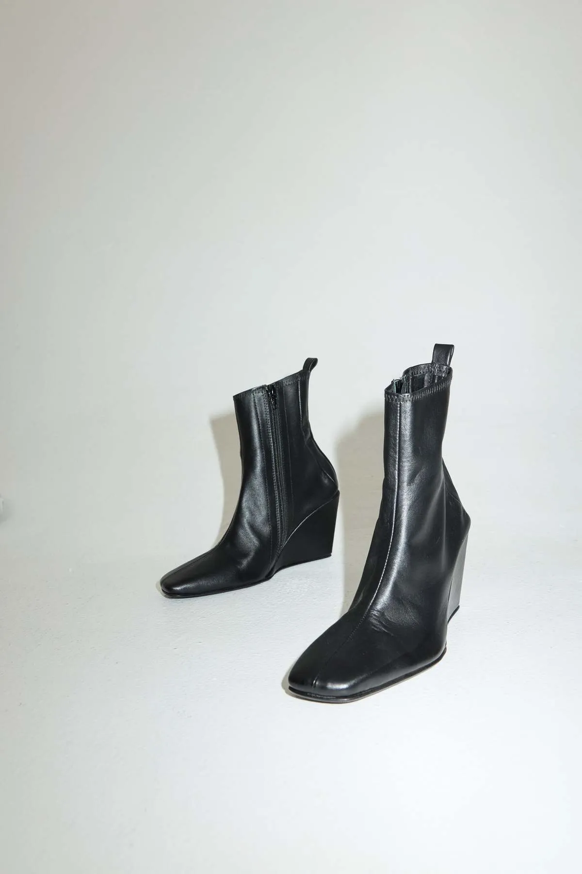 Dubi Tecno Boots - Black