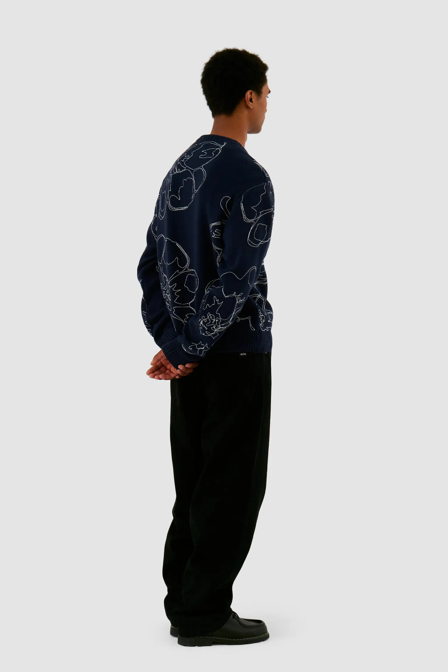 Embroidered Flower Knit - Navy