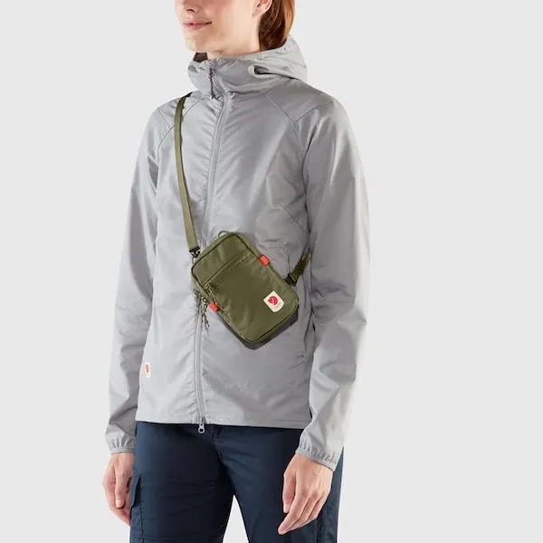 Fjallraven High Coast Pocket Bag - Green can be rewritten as Fjallraven High Coast Green Pocket Bag for better Google search opt