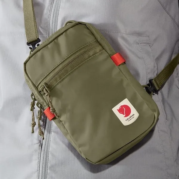 Fjallraven High Coast Pocket Bag - Green can be rewritten as Fjallraven High Coast Green Pocket Bag for better Google search opt