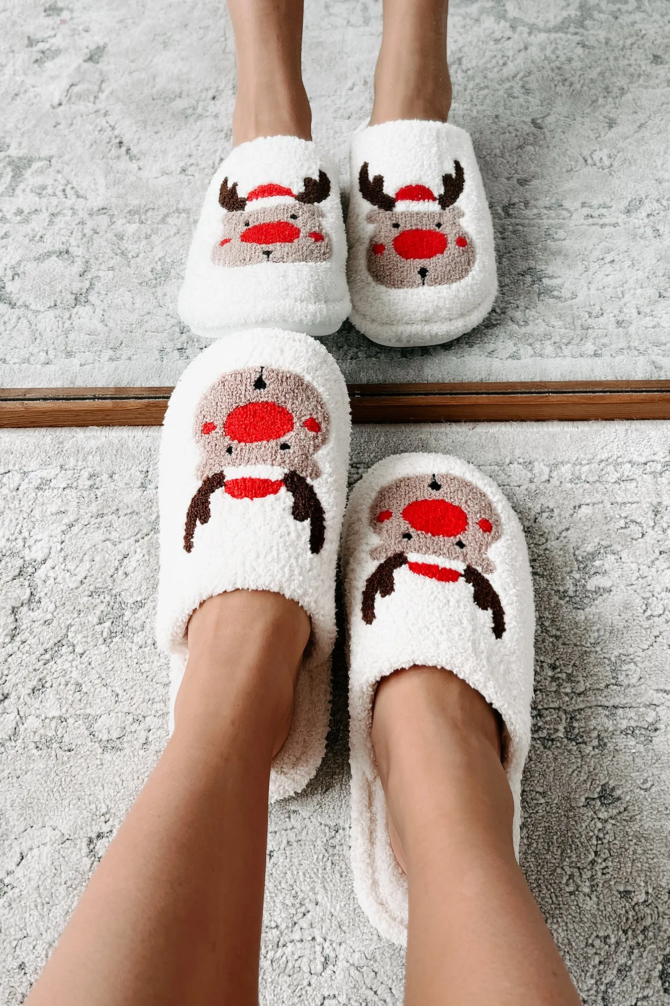 Hey Rudolph Fuzzy Reindeer Slippers (White/Reindeer)