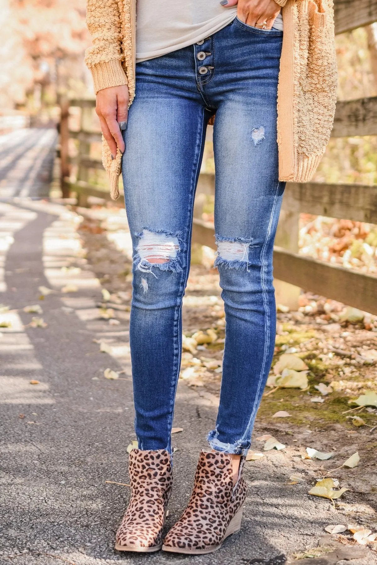 KanCan Button Fly Jeans in Melanie Wash