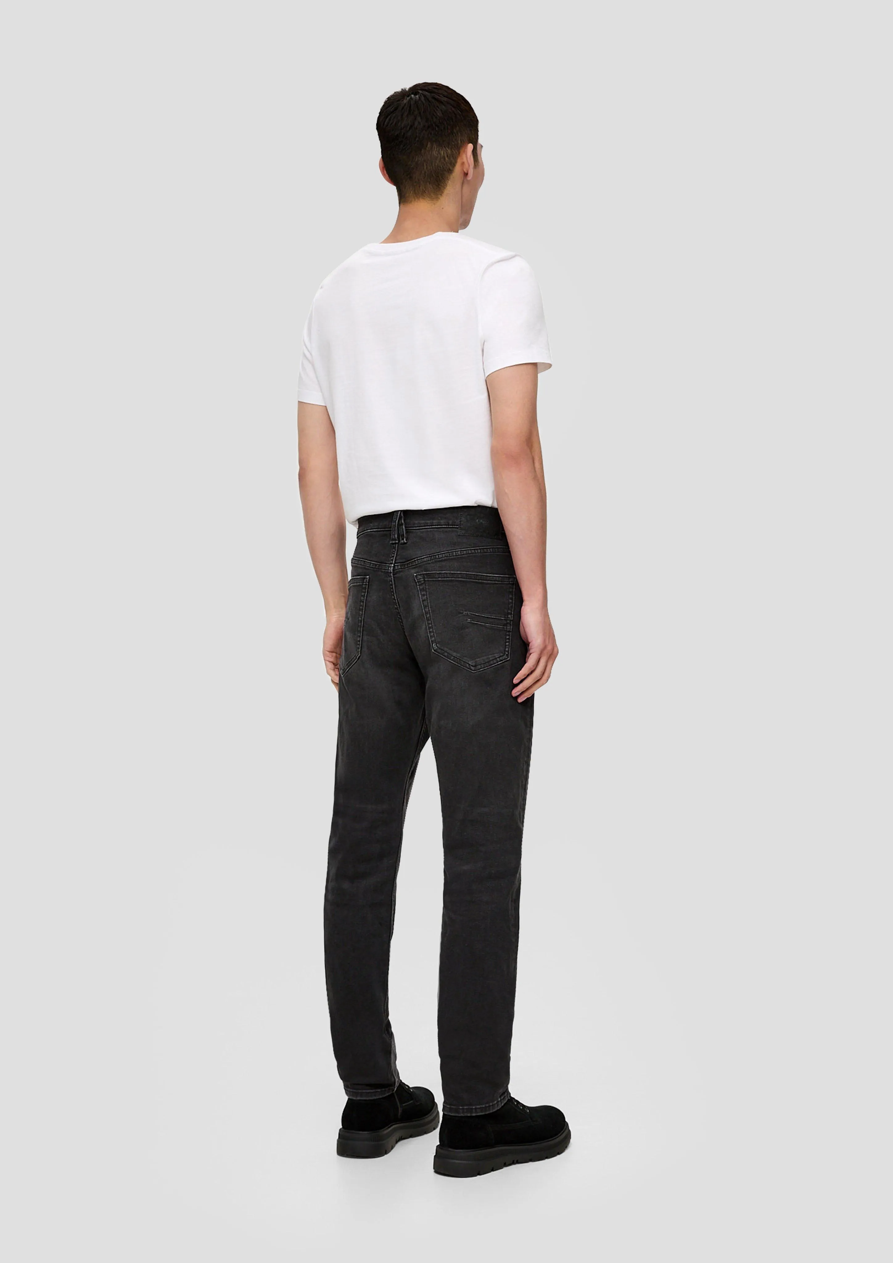 Mauro jeans / regular fit / high rise / tapered leg