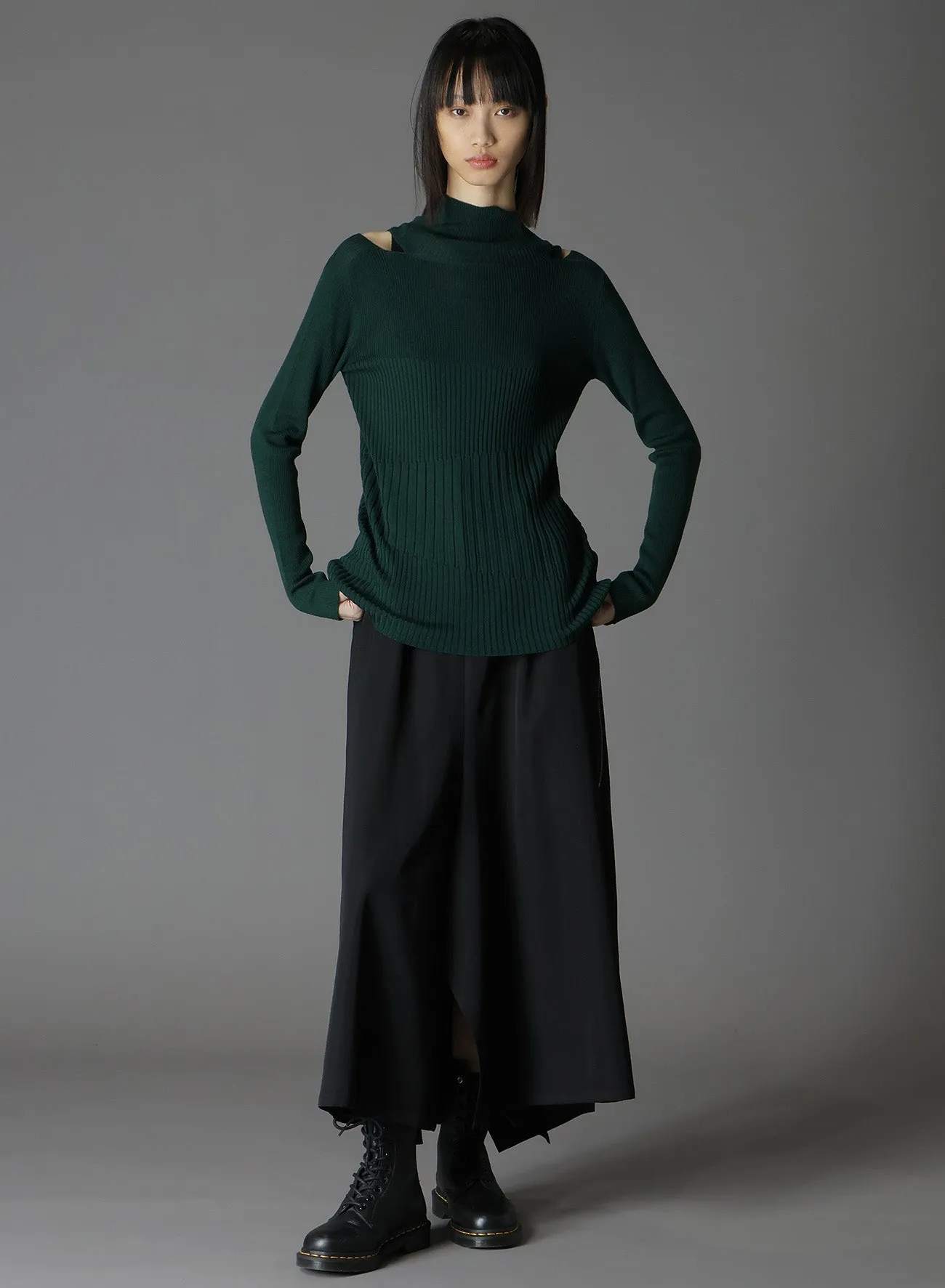 MERINO WOOL DESIGN TURTLENECK KNIT