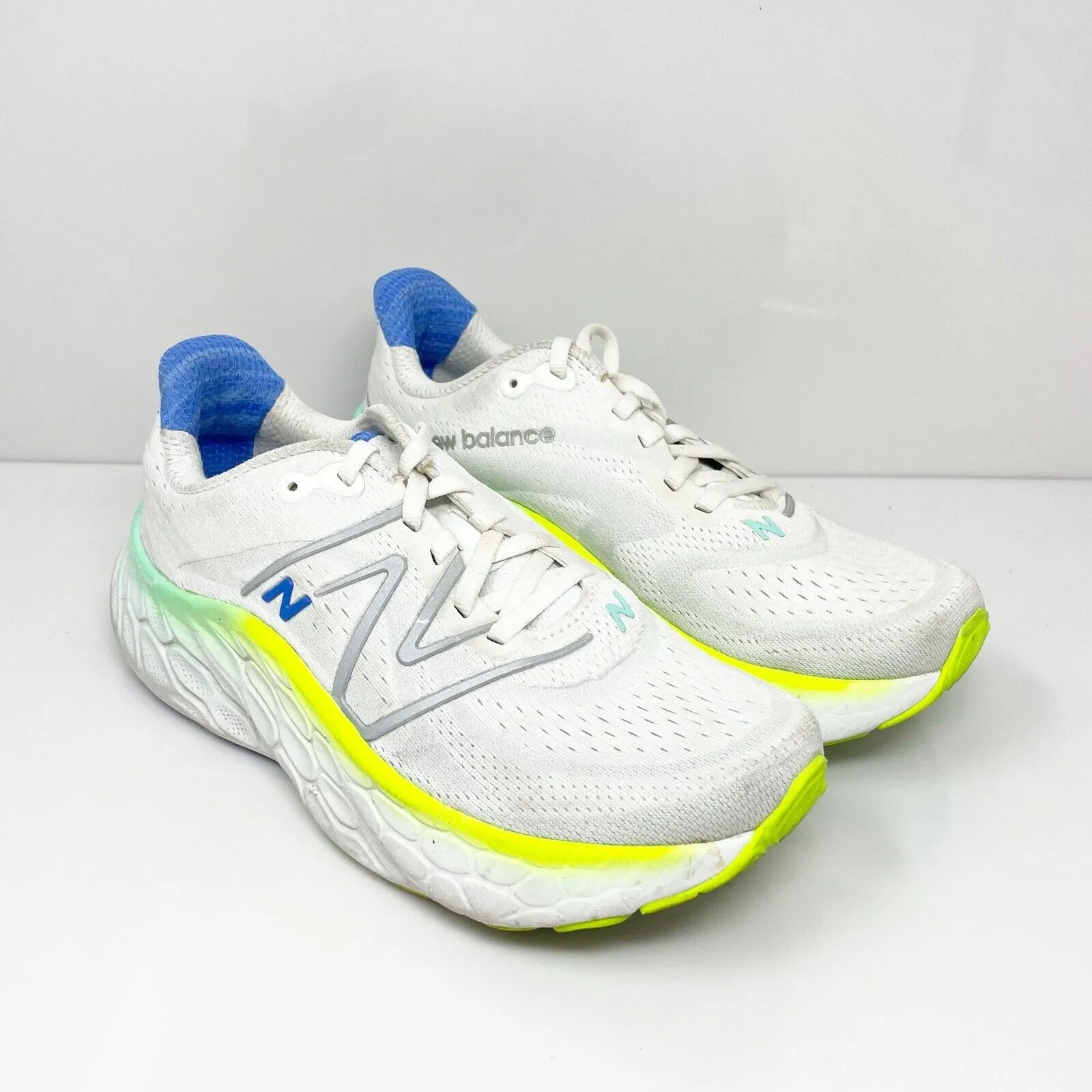 New Balance Womens FF X More V4 WMORWT4 White Running Shoes Sneakers Size 6.5