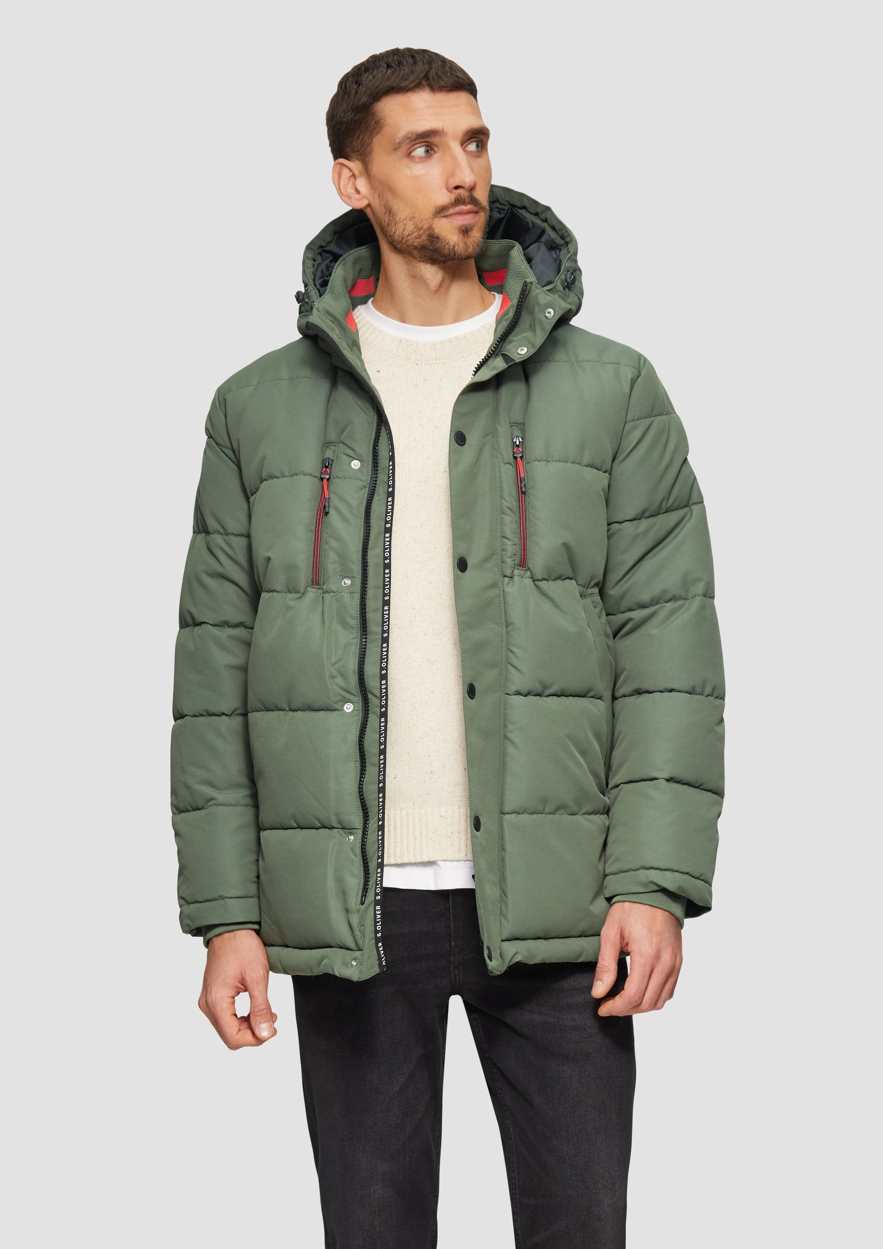 Quilted parka with a detachable hood