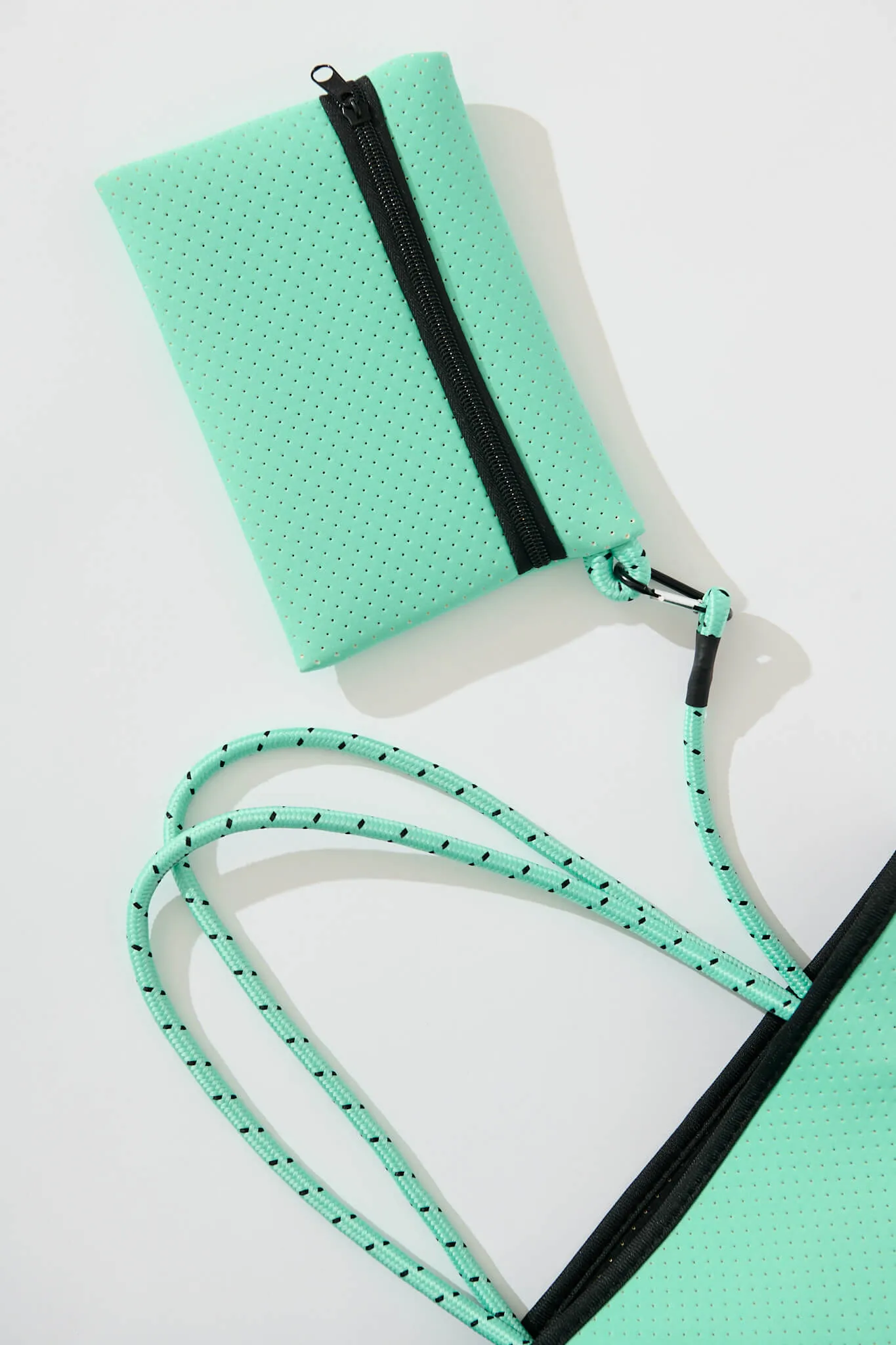 Rania Neoprene Tote Bag In Turquoise