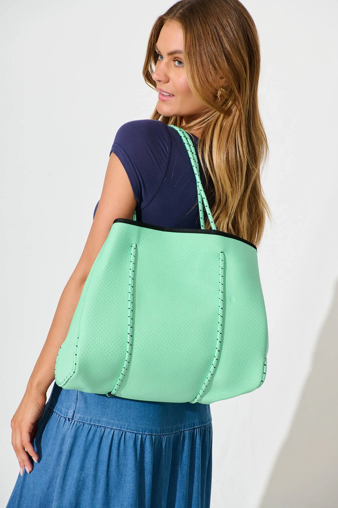 Rania Neoprene Tote Bag In Turquoise