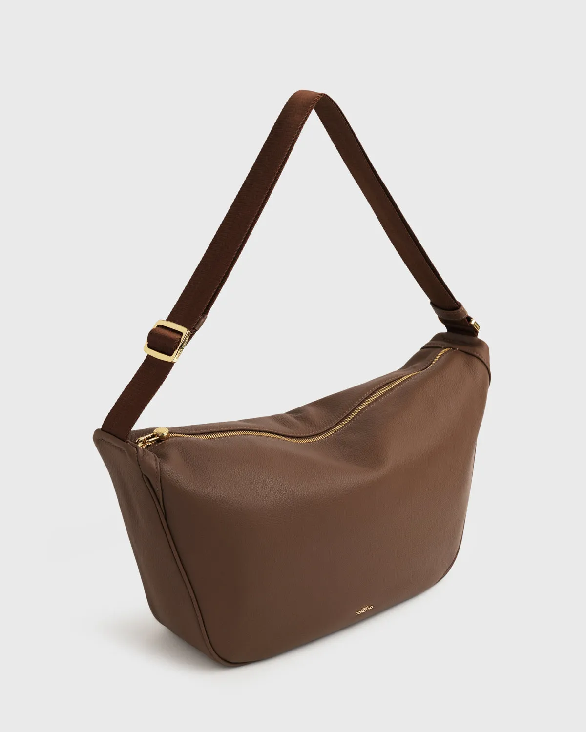 Rey Shoulder Bag Maxi (Chocolate) | Pre-order