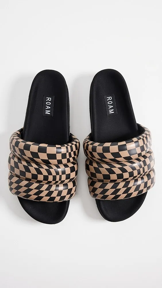 ROAM   Checkered Wave Puffy Slides 