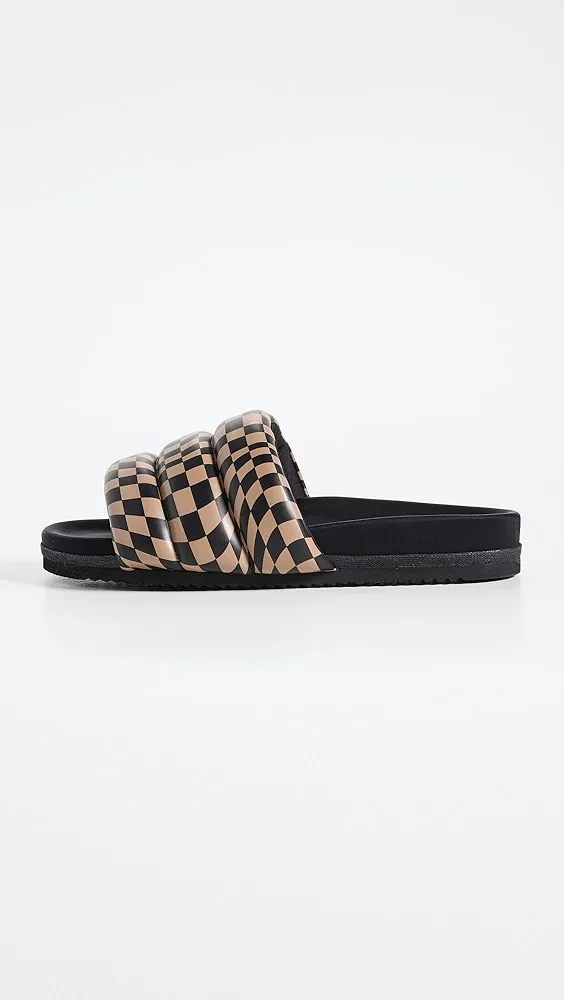 ROAM   Checkered Wave Puffy Slides 