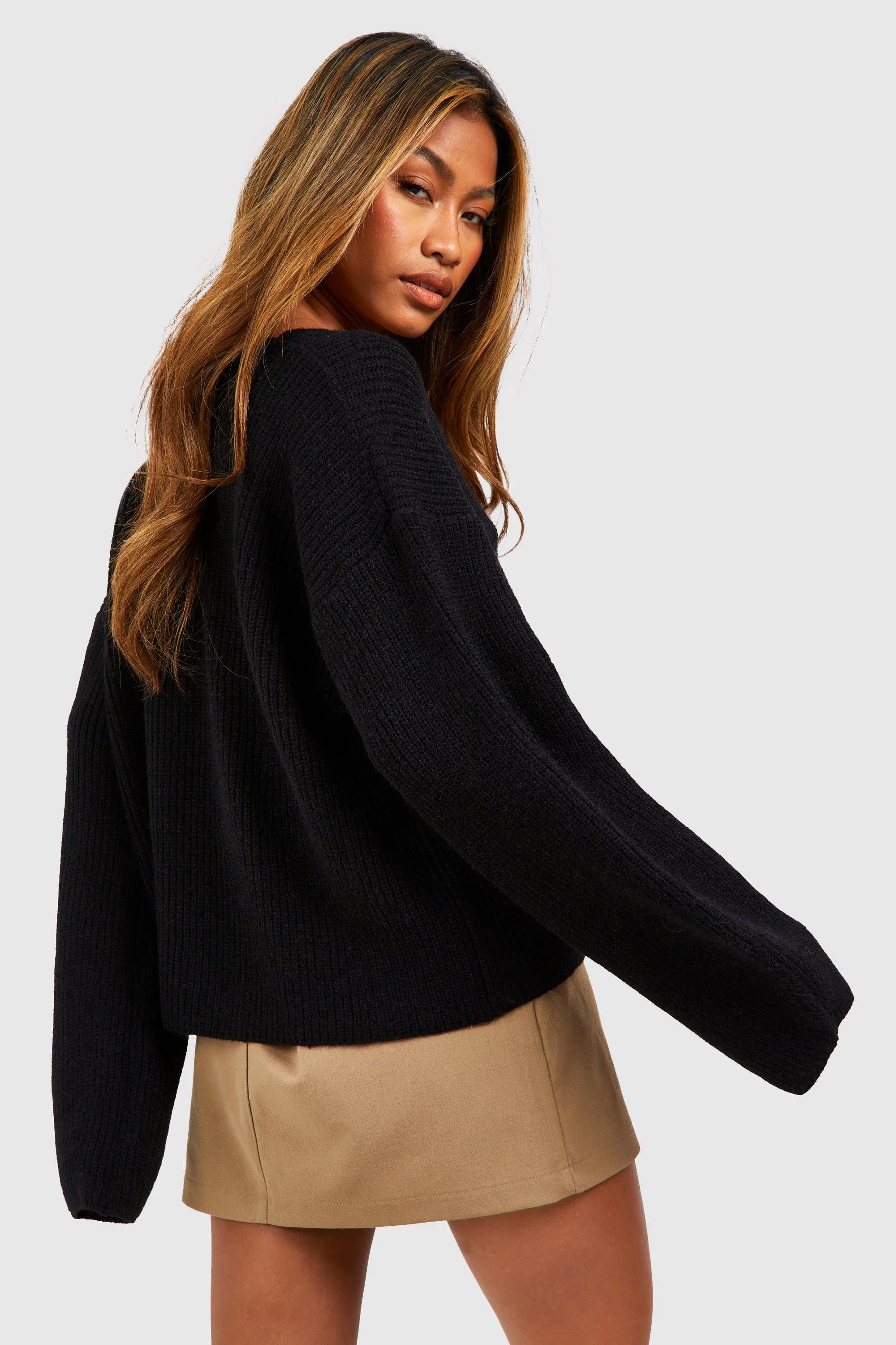 Soft V Neck Jumper - boohoo