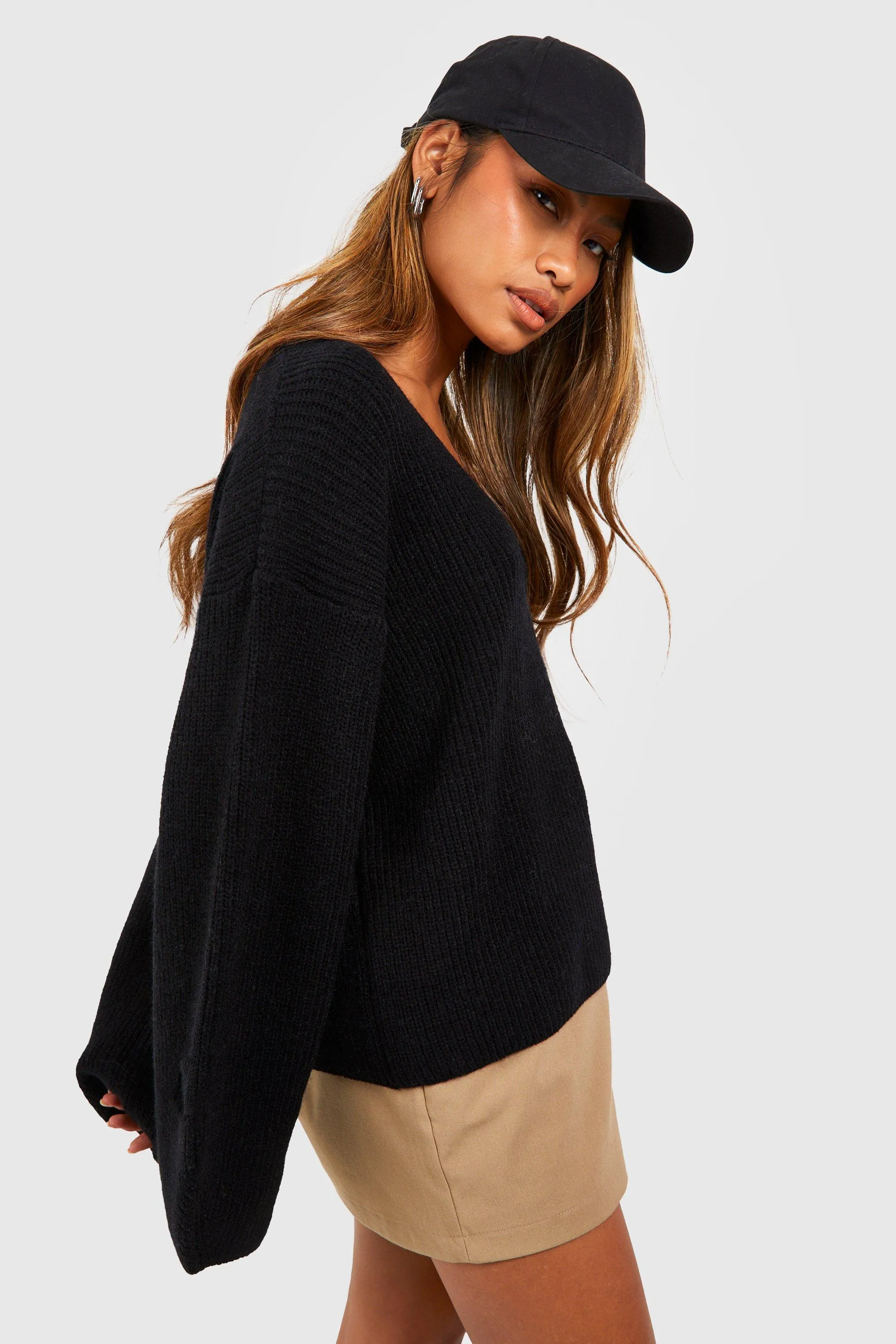 Soft V Neck Jumper - boohoo