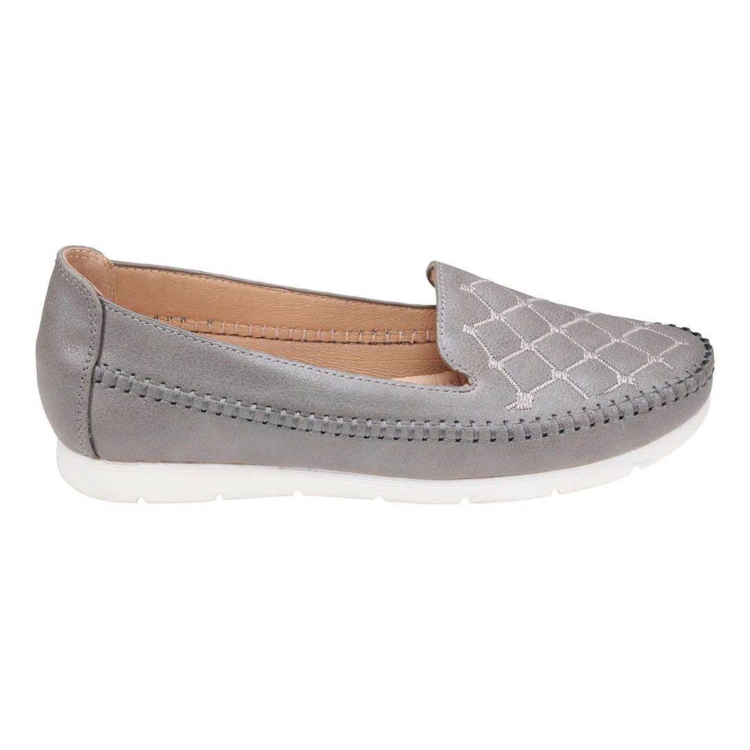 Soria Grey Flat