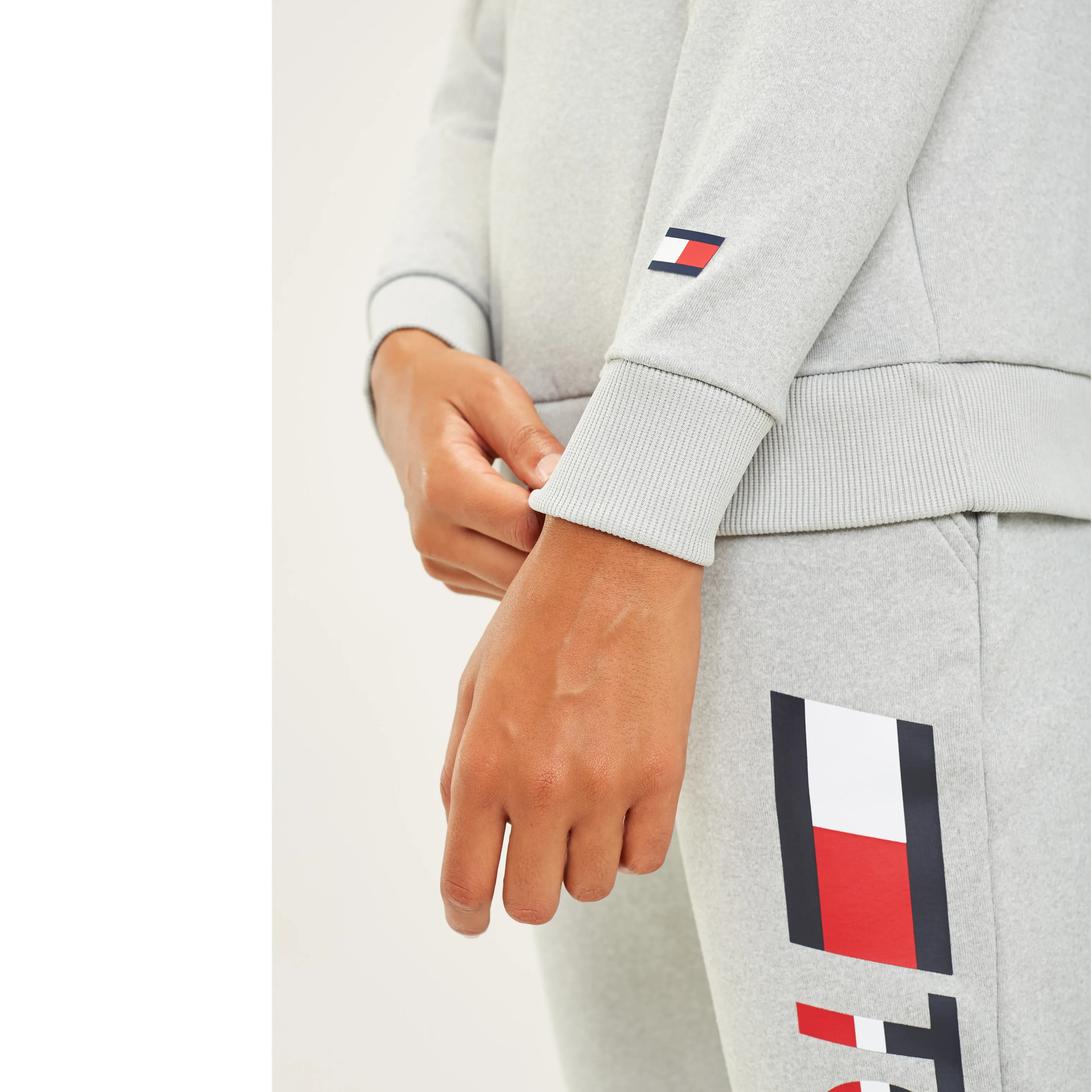 Tommy Hilfiger Crew Neck Logo Sweatshirt Jumpers